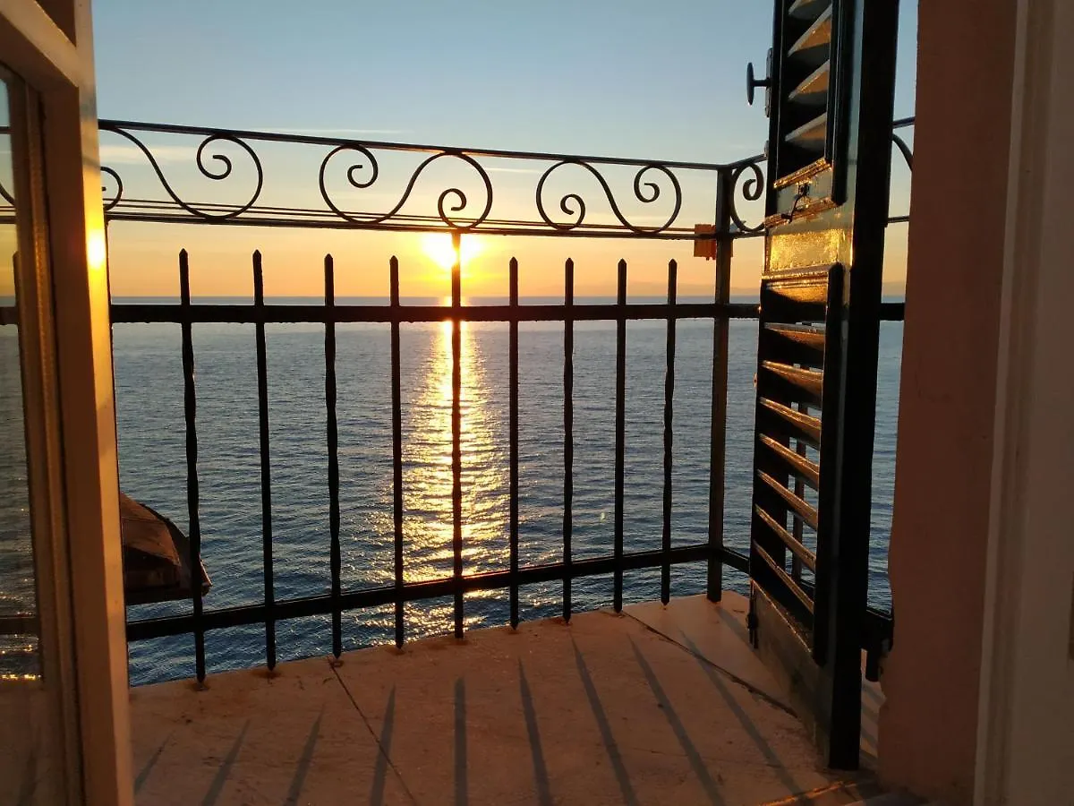 La Priaguea - House Beach Camogli