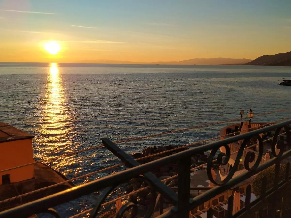 Apartment La Priaguea - House Beach Camogli Italy